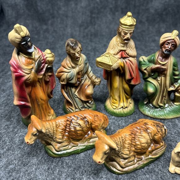 Vintage 11pc Nativity Figurines Made in Japan Old Paper Mache Christmas Set - Picture 3 of 15